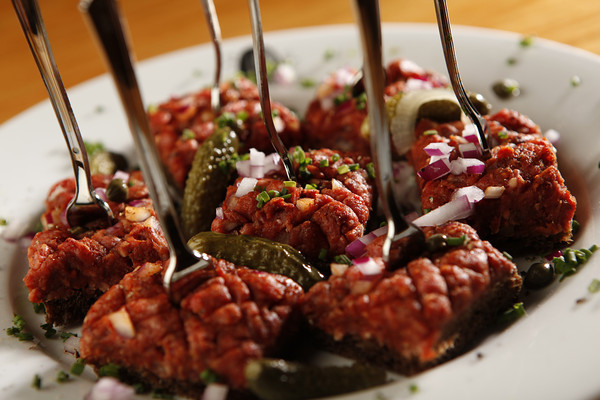 Steak tartar canapés